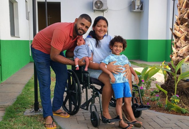 HEL aproxima famílias de recém-nascidos com visita humanizada