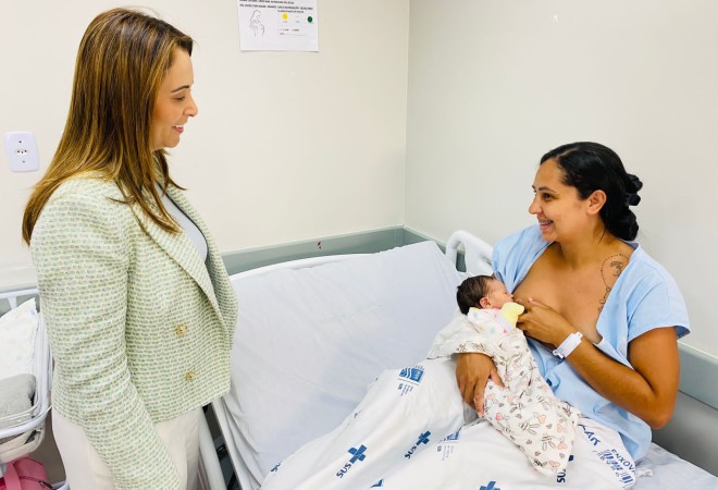 Diretora R.T. do HEL orienta grávidas e puérperas sobre clima seco