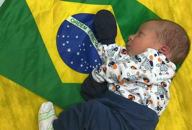 Hospital de Luziânia enfeita bebês para a Semana da Pátria